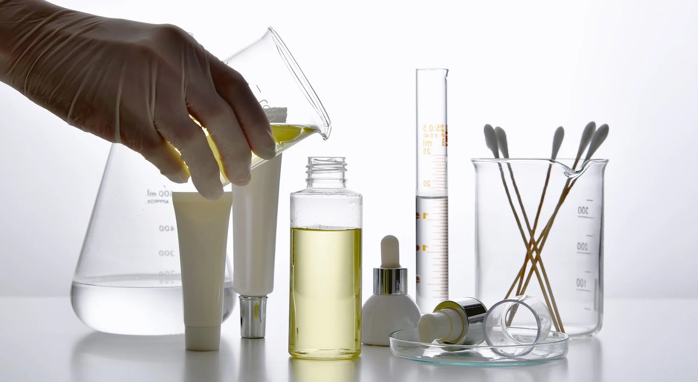 Ingrédients cosmétiques à éviter — apprendre à lire une liste INCI