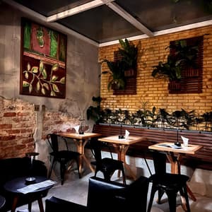 Vian Cocktail Bar - 3