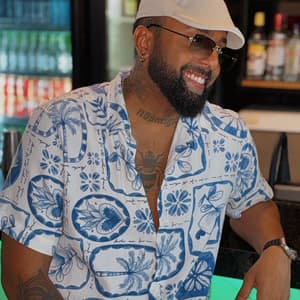 1030 Snooker Bar - 1