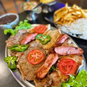 Ouro Fino Galeteria Bar e Restaurante no Flamengo - 2