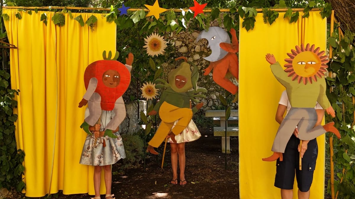 Children taking part in a garden activity at Hôtel du Couvent