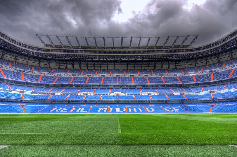 Vue intérieure du stade Santiago-Bernabéu, enceinte du Real Madrid