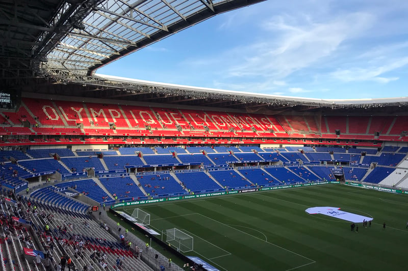 Vue intérieure du Groupama Stadium, stade de l’Olympique Lyonnais