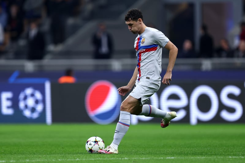 Christensen durant un match officiel avec le maillot du FC Barcelona