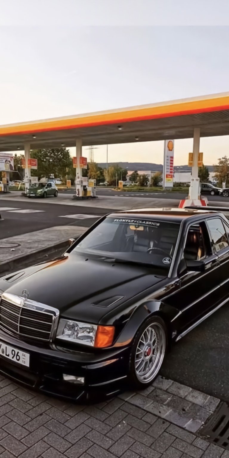 190 E 2.5-16 Evolution II wallpaper iPhone