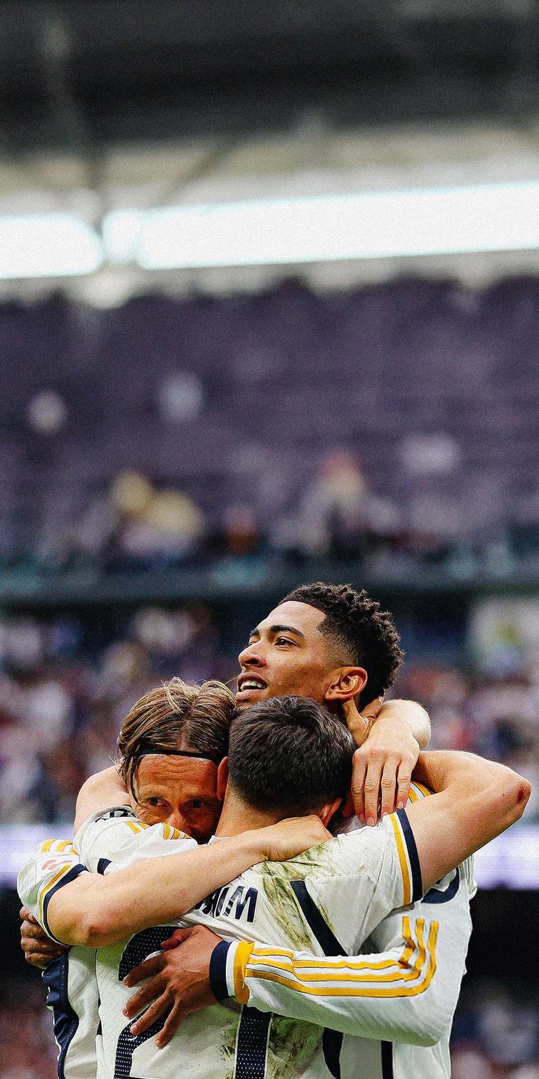 Real Madrid Team UEFA Champions League wallpaper for iPhone HD