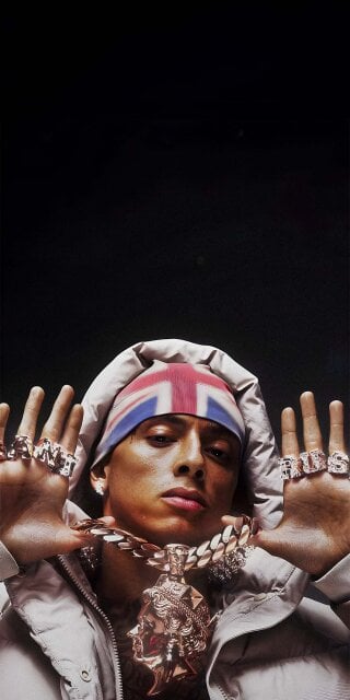 Central cee Rapper with Chains Wallpaper iPhone