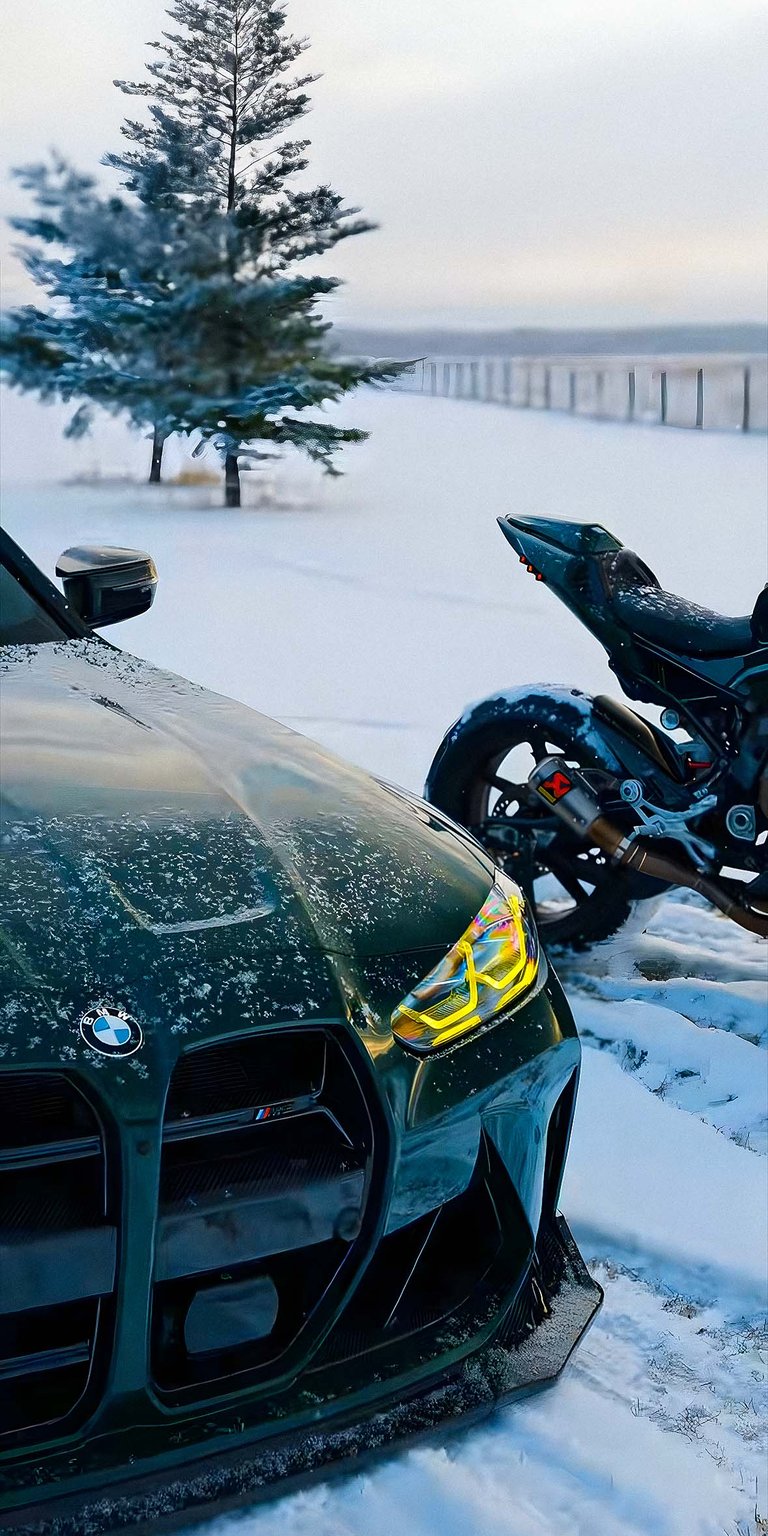 M3 and superbike wallpaper 4K iPhone