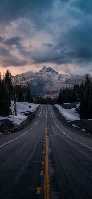 Highway on a winter HD wallpaper