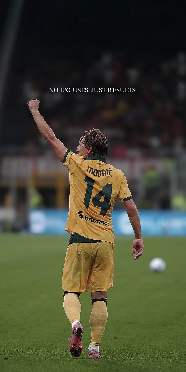 Luka Modrić wallpaper for iPhone 4K