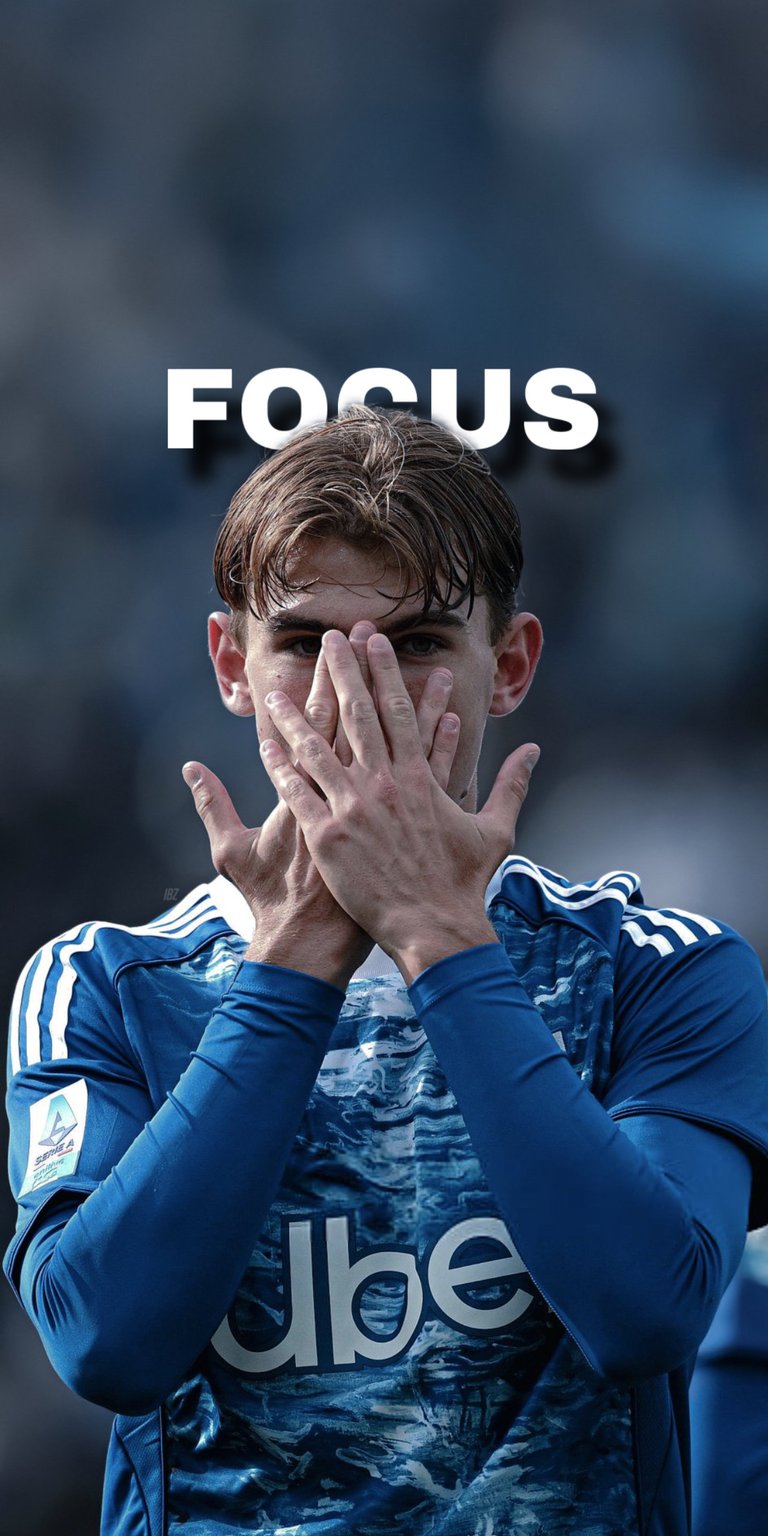 Nico Paz 4K football wallpapers for mobile