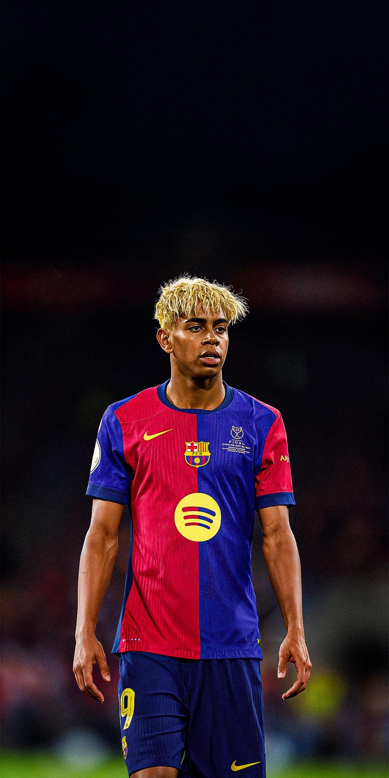 Lamine Yamal during the Copa Del Rey Final match Wallpaper 4k iPhone