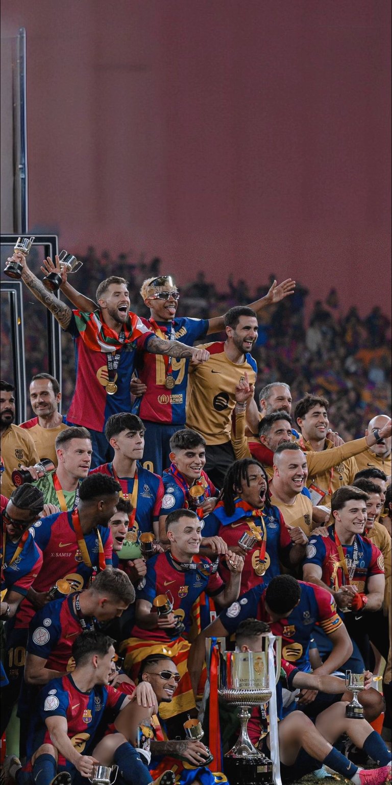 FC Barcelona group photo wallpaper HD for iPhone