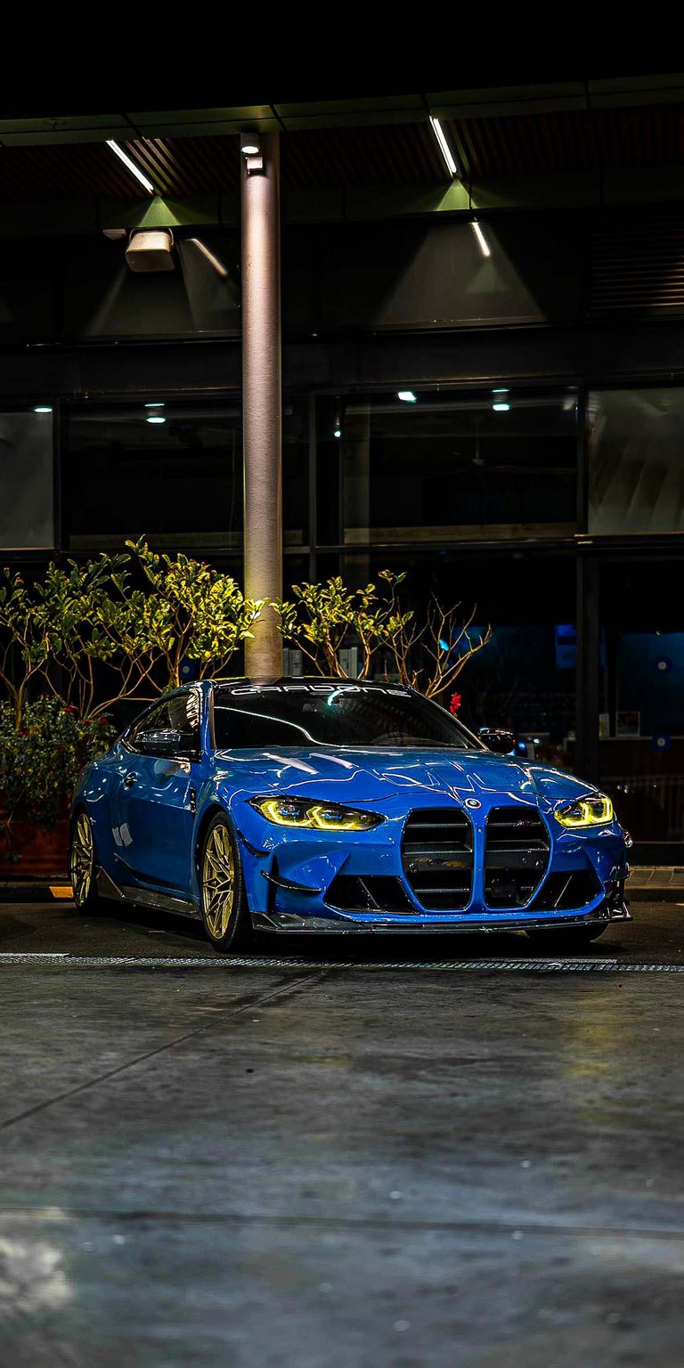 Blue M3 wallpaper for iOS HD