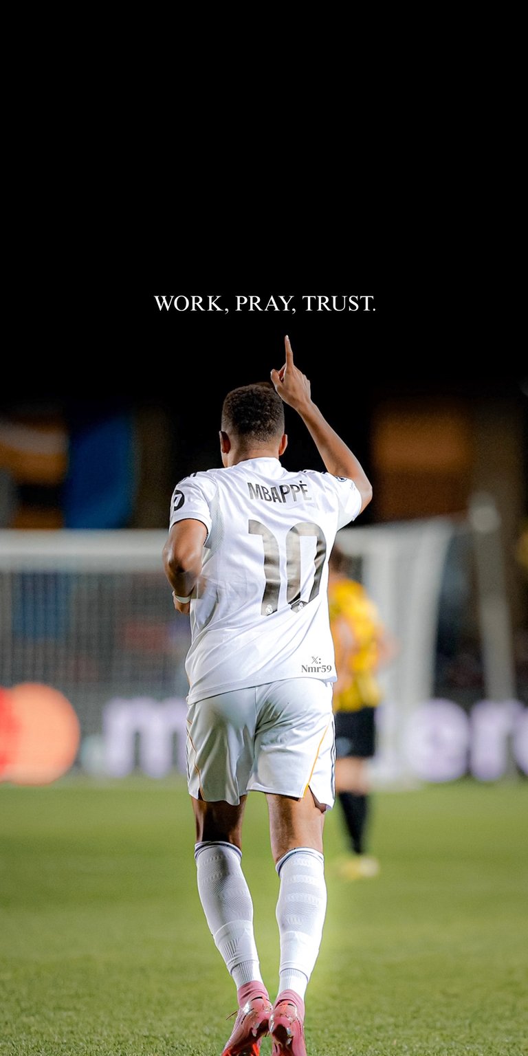 Kylian Mbappe 4K football wallpapers iPhone
