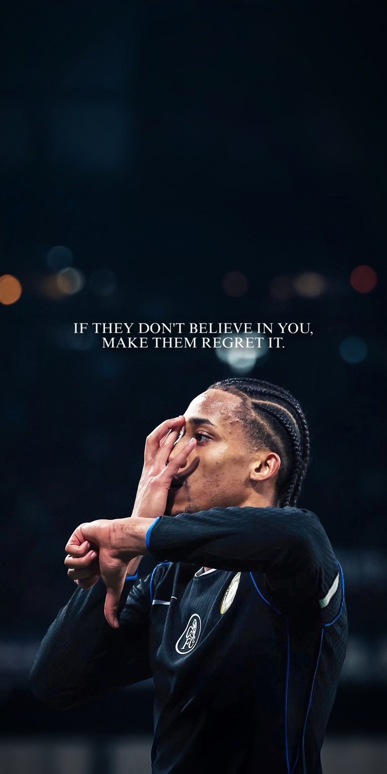 Celebrate every goal with this Pedro Neto Chelsea sports wallpaper featuring a dramatic goal celebration pose and cinematic stadium lighting. This 4K wallpaper is perfect for your mobile lock screen, highlighting professional sports photography and atmospheric background blur.