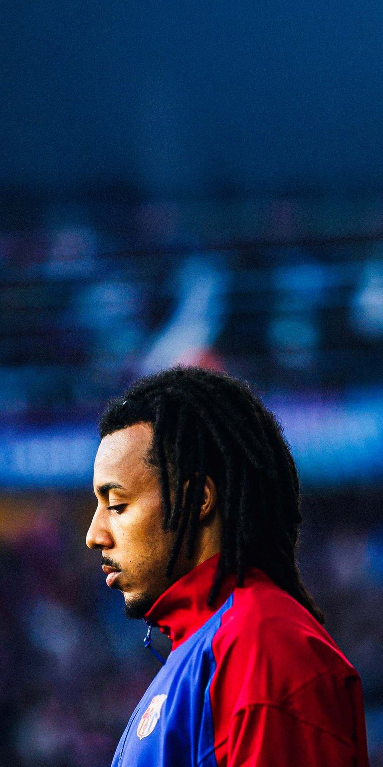 Jules Kounde wallpaper HD mobile