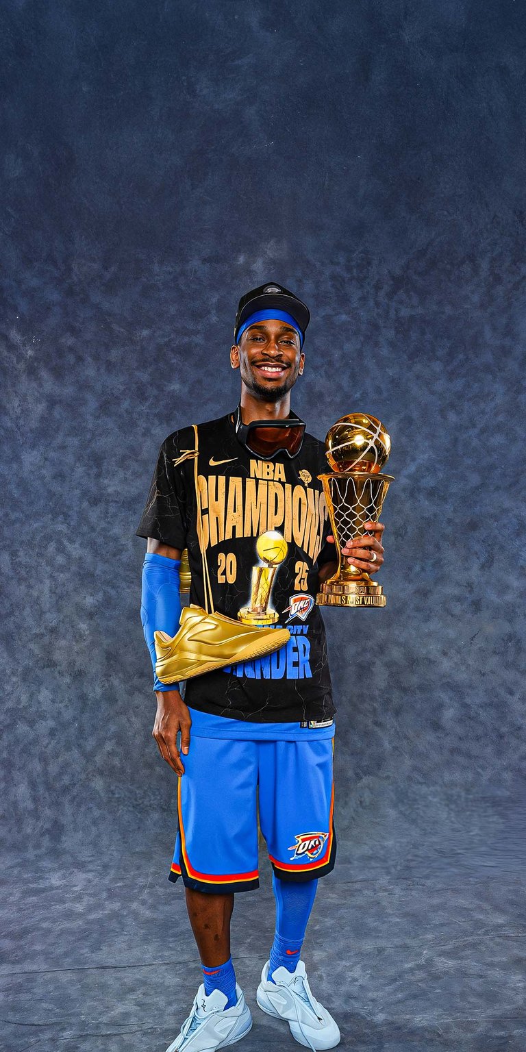 Shai Gilgeous-Alexander with the Bill Russell wallpaper 4k iPhone