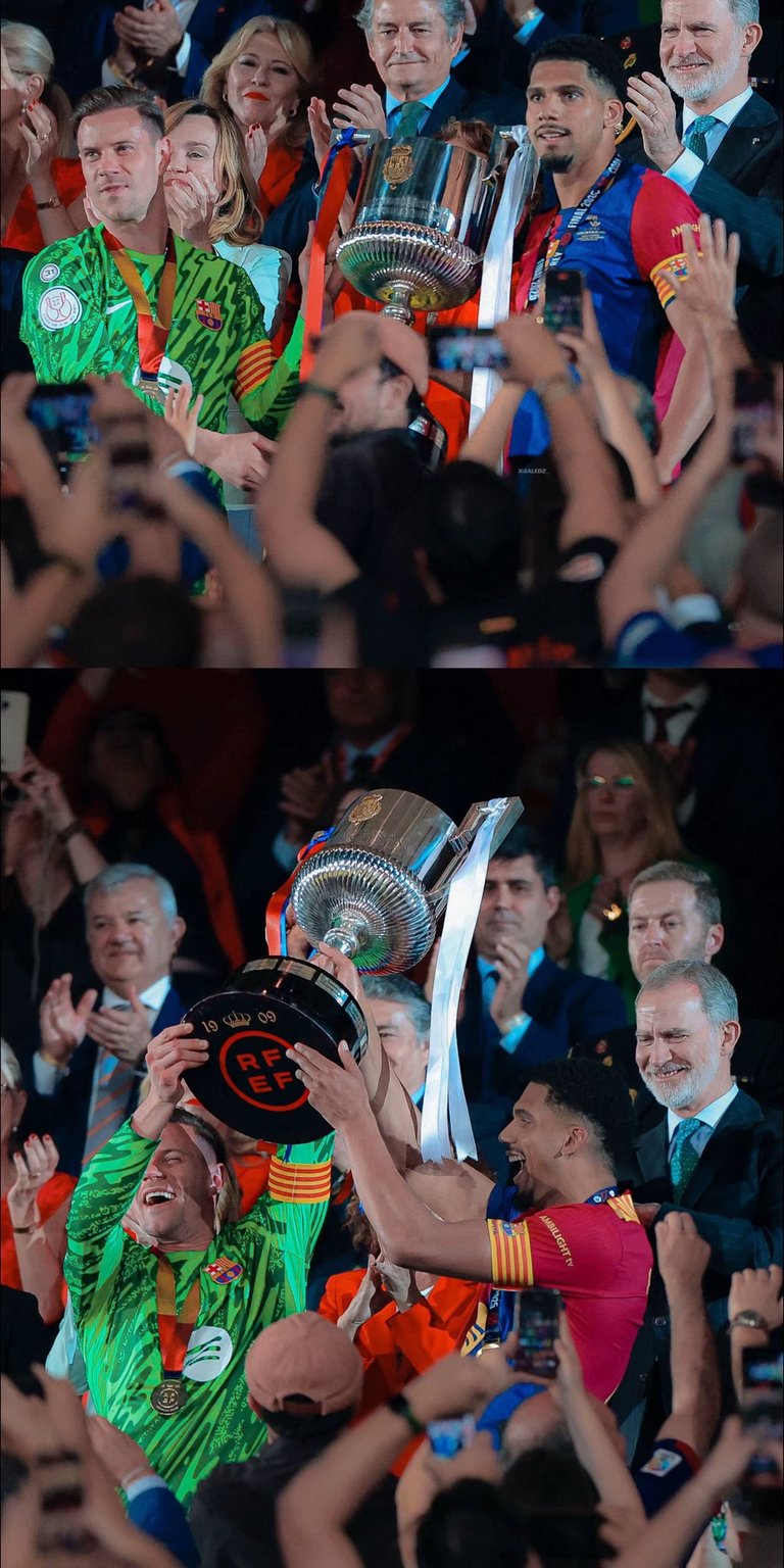 FC Barcelona celebration wallpaper HD for iPhone