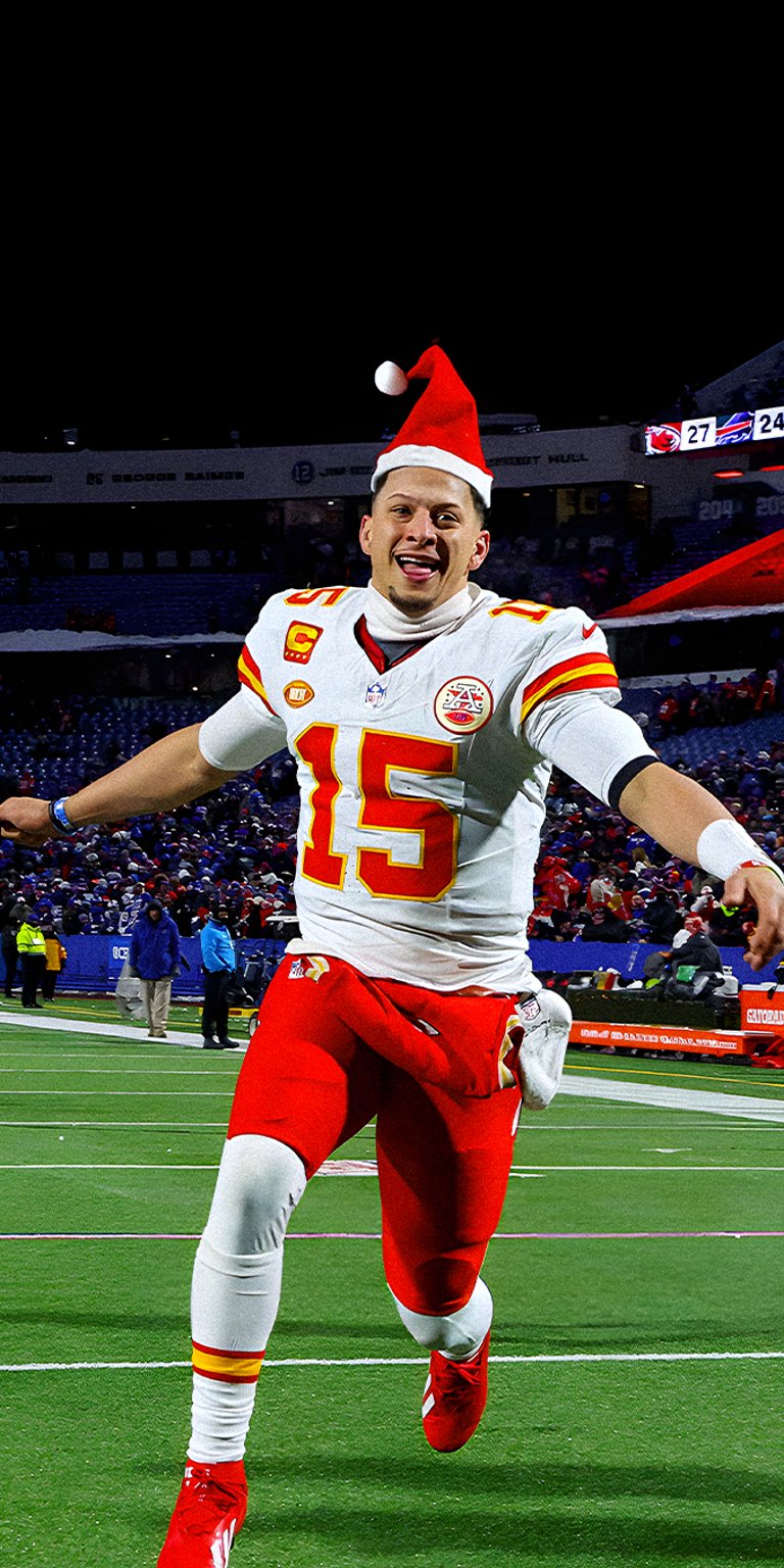 Mahomes christmas hat wallpaper iPhone