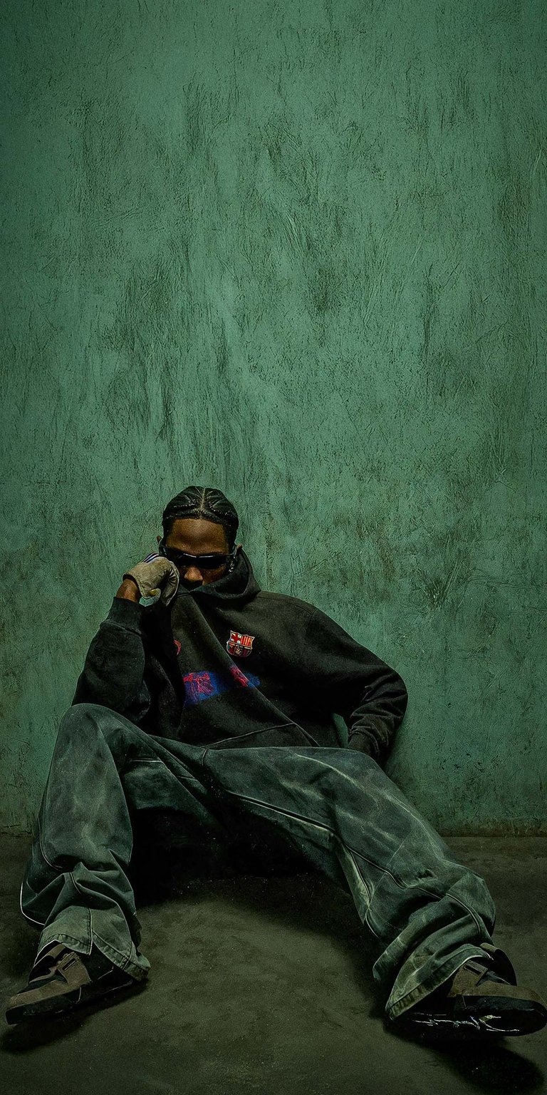 Travis Scott x FC Barcelona Wallpaper iOS