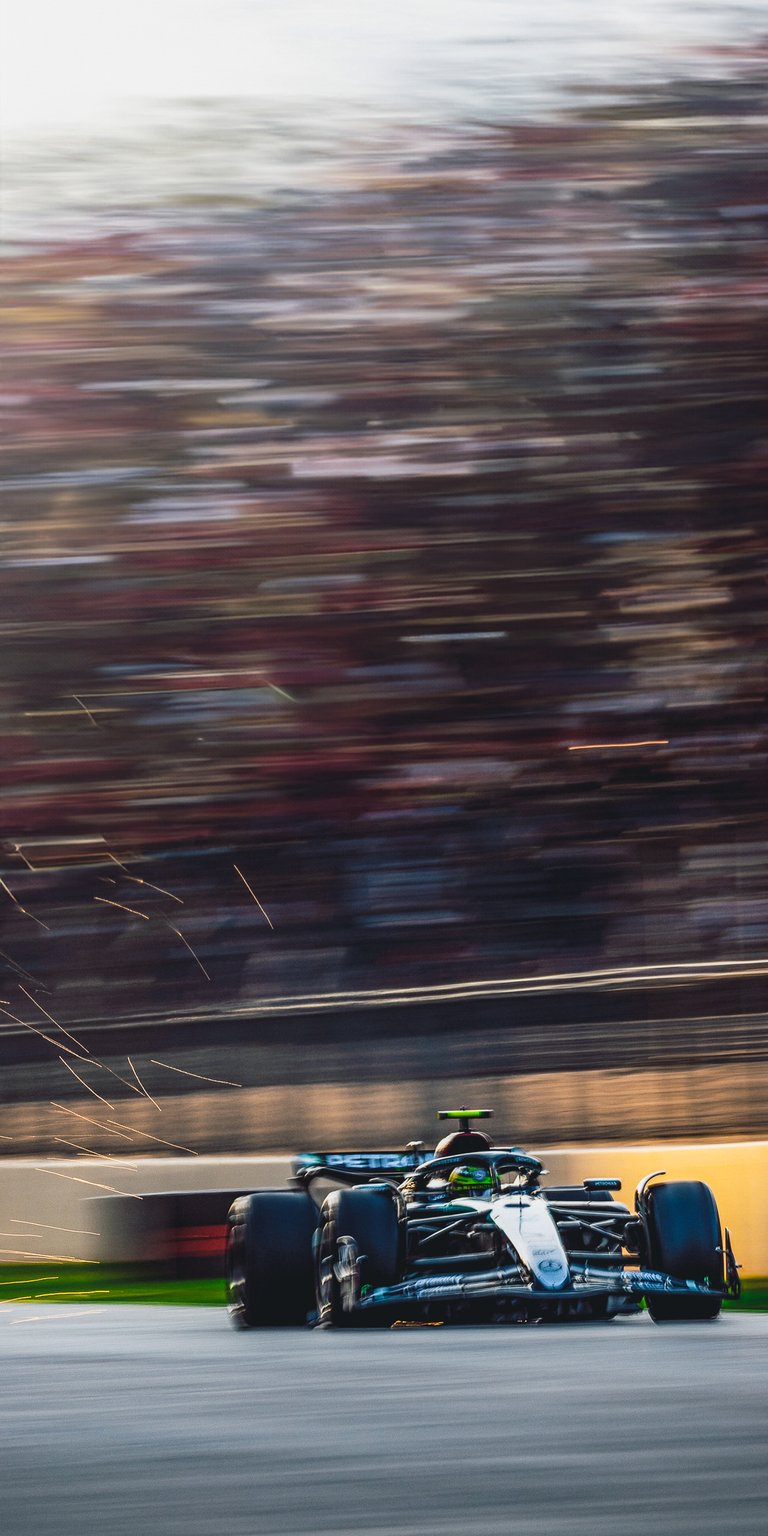 Lewis Hamilton wallpaper iPhone