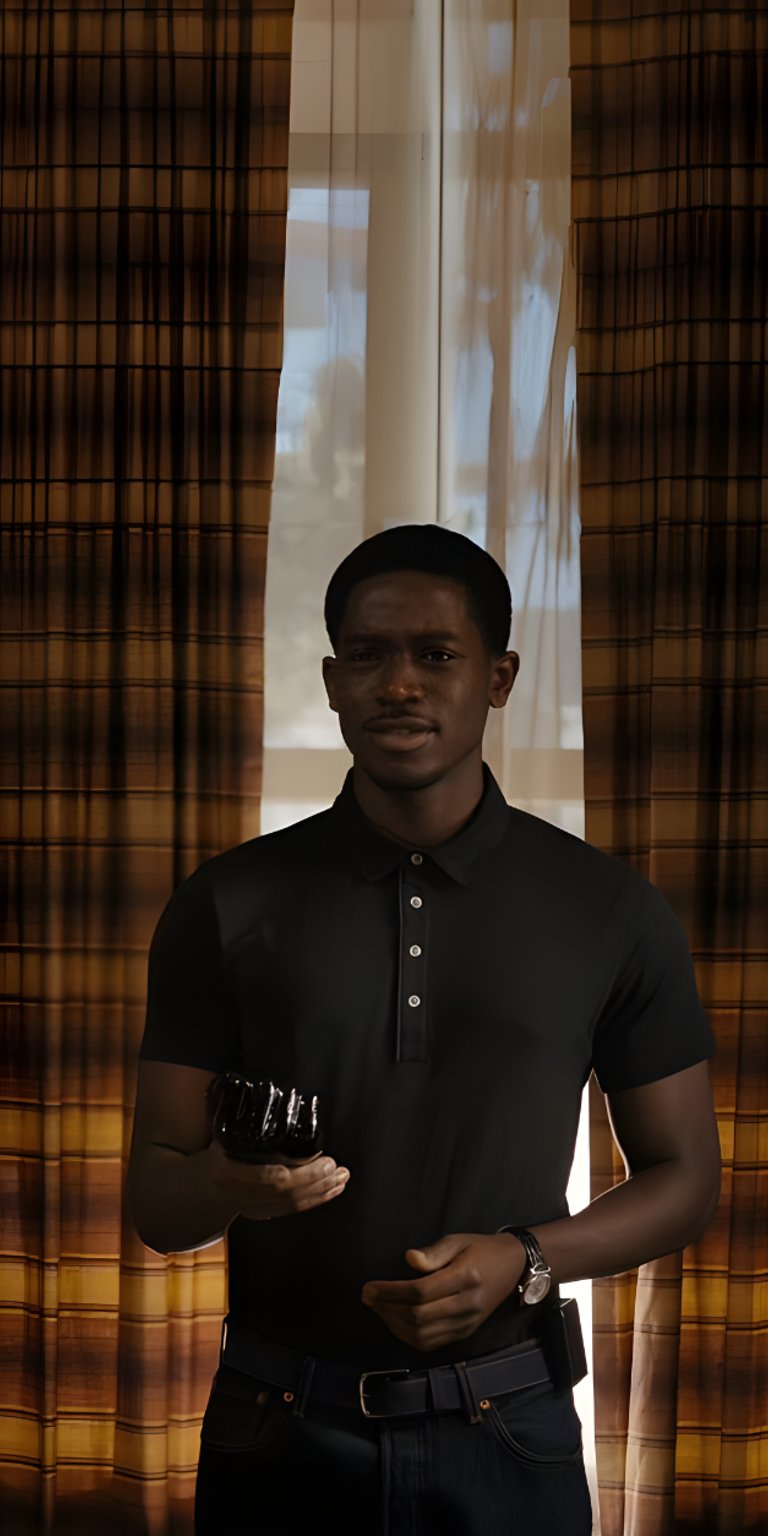 Franklin Saint in all black clothes wallpapers