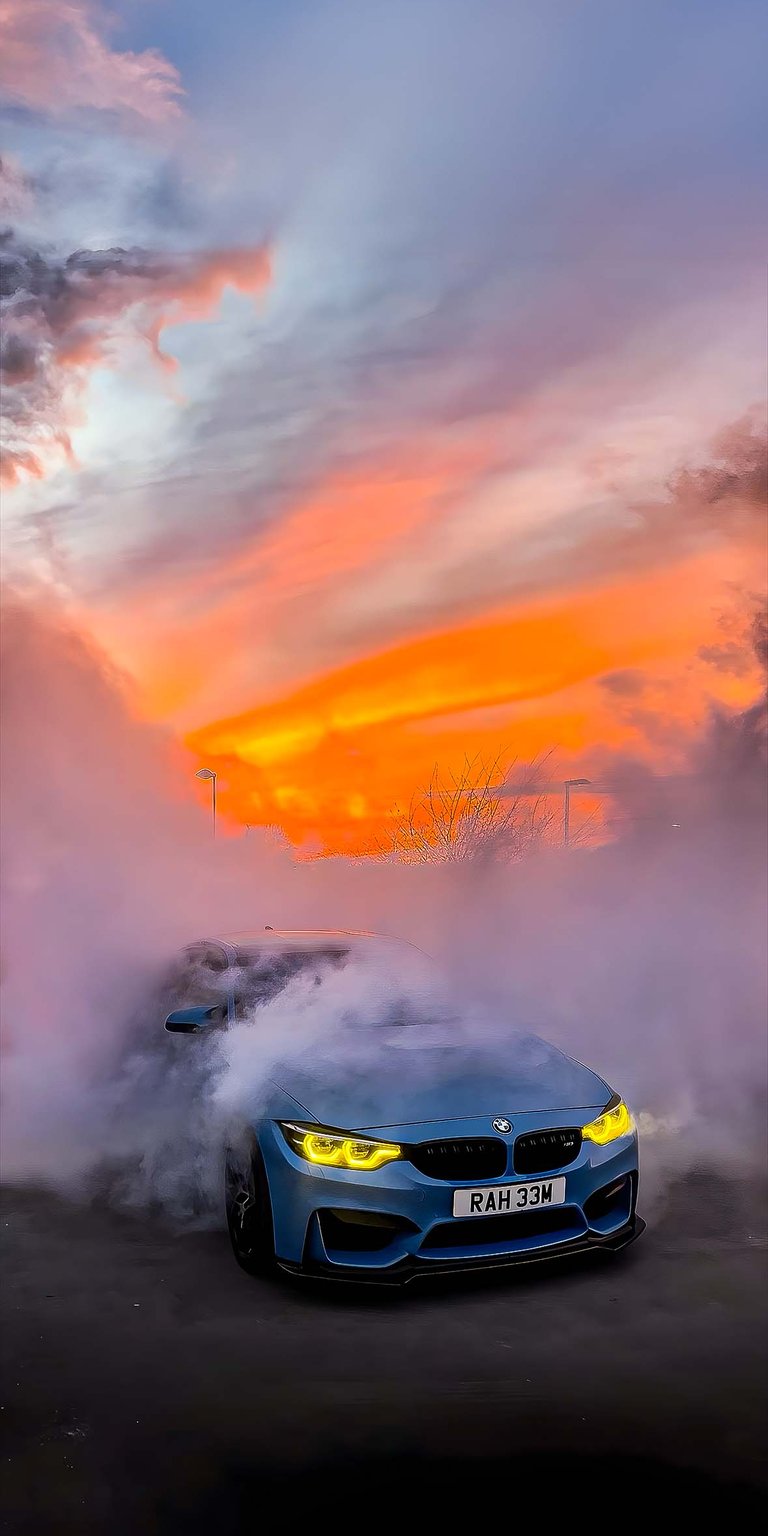 M4 in smoke wallpaper HD iPhone