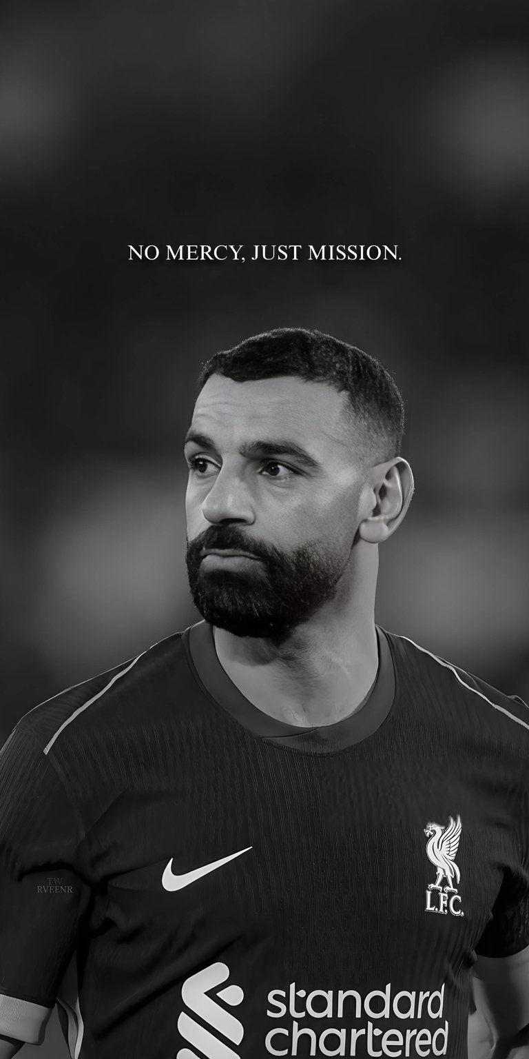 Mohamed Salah black and white wallpaper for iPhone 4K