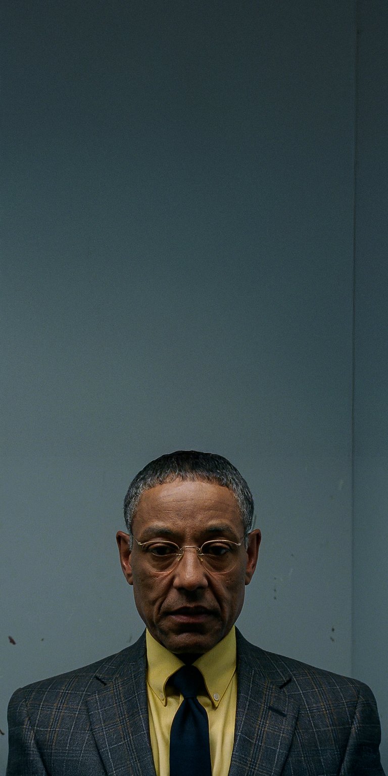 Gustavo Fring wallpaper for iPhone 4k