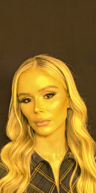 Erin Moriarty matching HD wallpaper