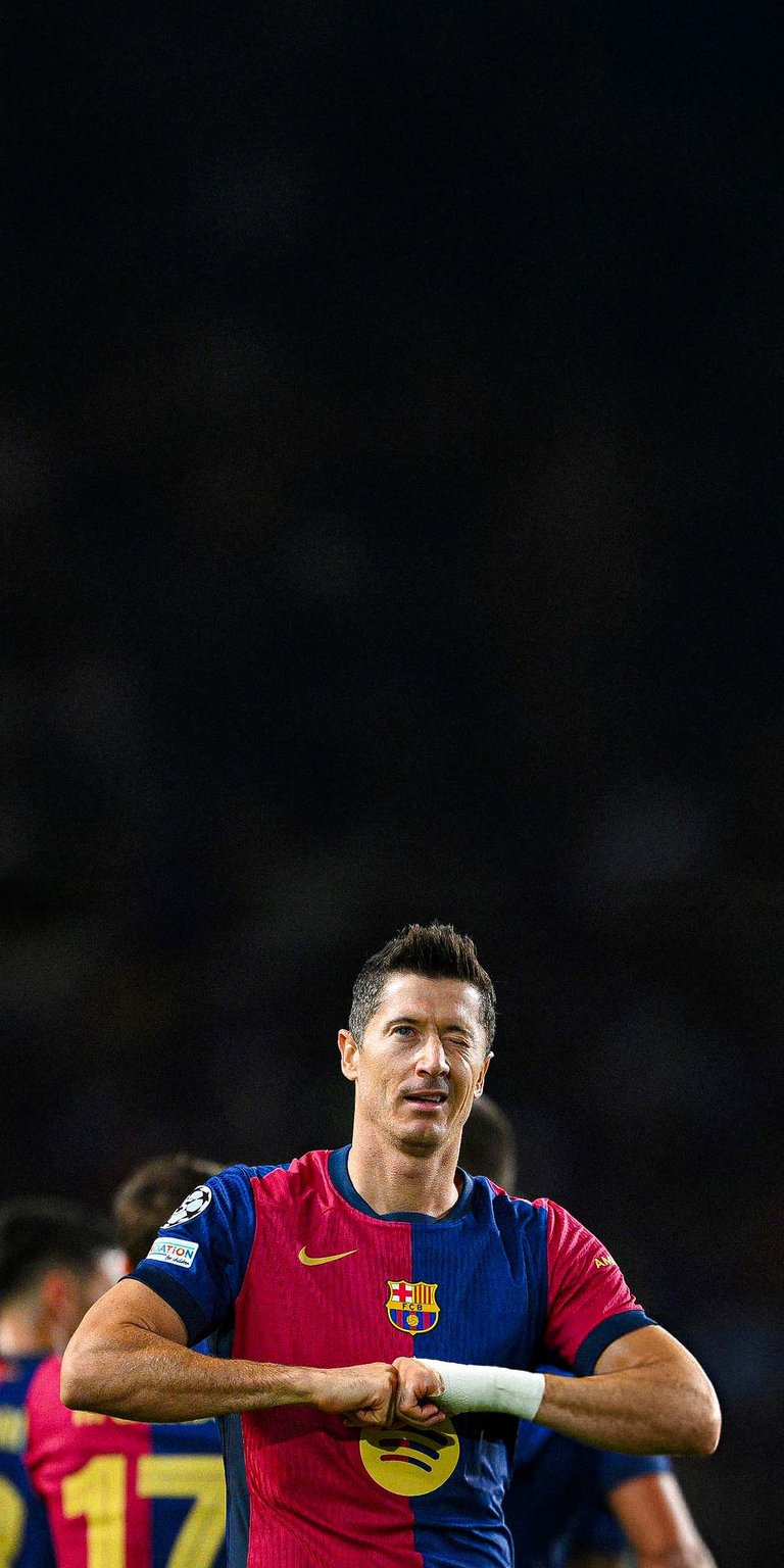 Robert Lewandowski wallpaper iPhone
