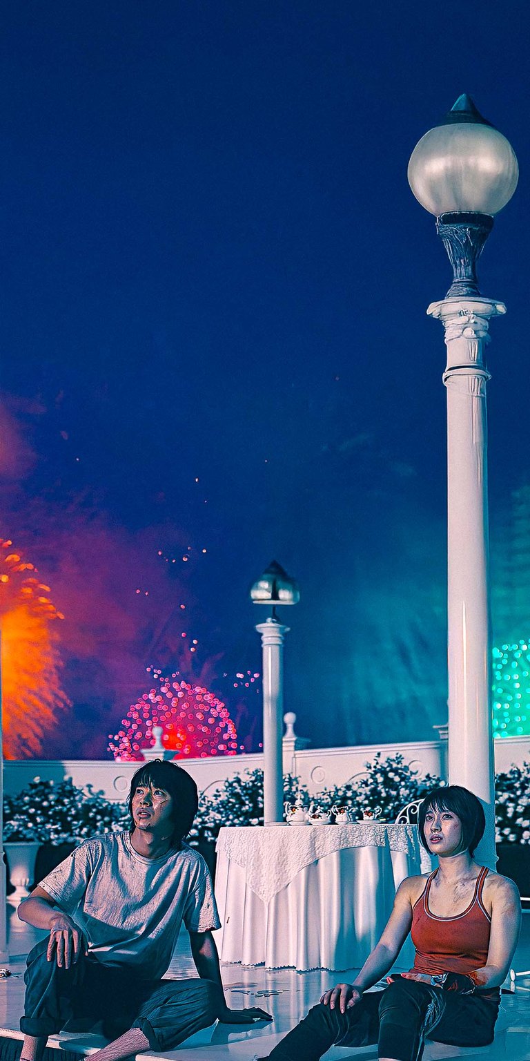 Yuzuha Usagi and Ryohei watching fireworks Wallpaper mobile 4k