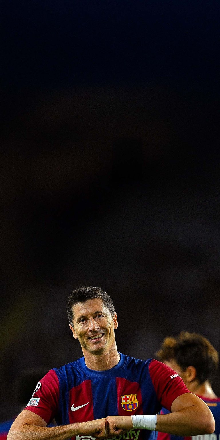 Robert Lewandowski wallpaper iPhone