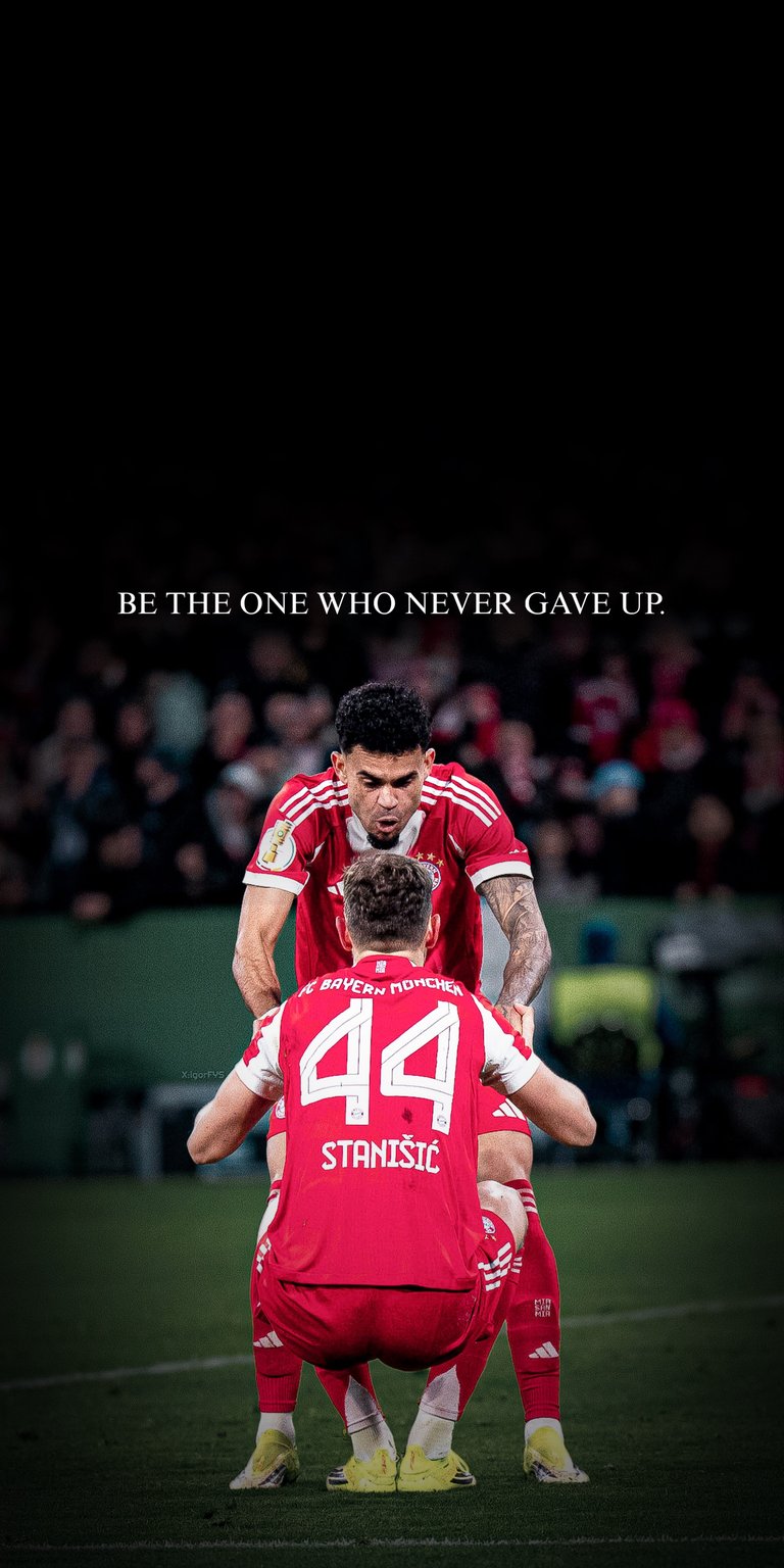 This 4K wallpaper features a high-contrast OLED design with FC Bayern München players in a moment of determination. Perfect for an iPhone lock screen, this dark aesthetic background highlights the vibrant red kits against a deep black void.