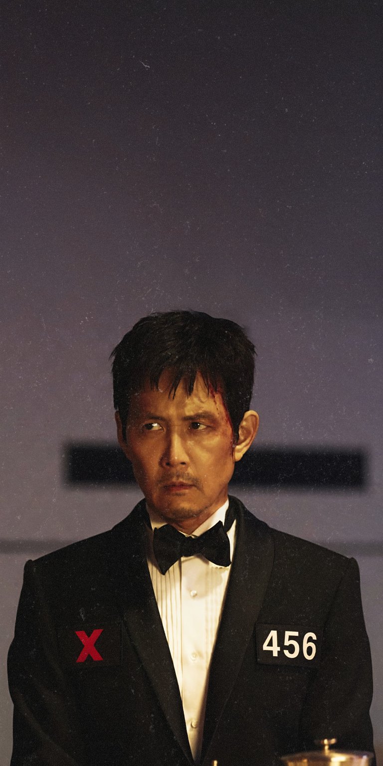 Seong Gi-hun wallpaper for iPhone