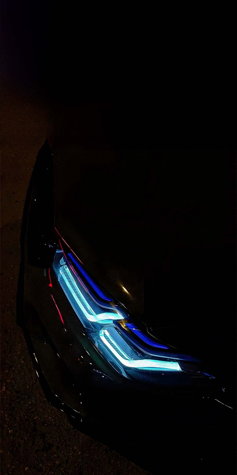 BMW angel eyes lockscreen wallpaper 4k