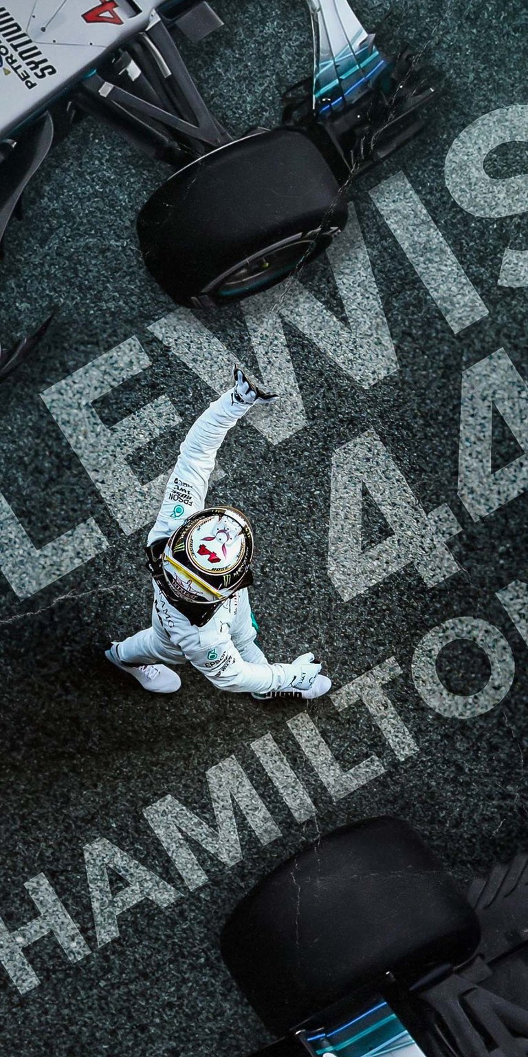 Lewis Hamilton 44 iOS wallpaper iPhone