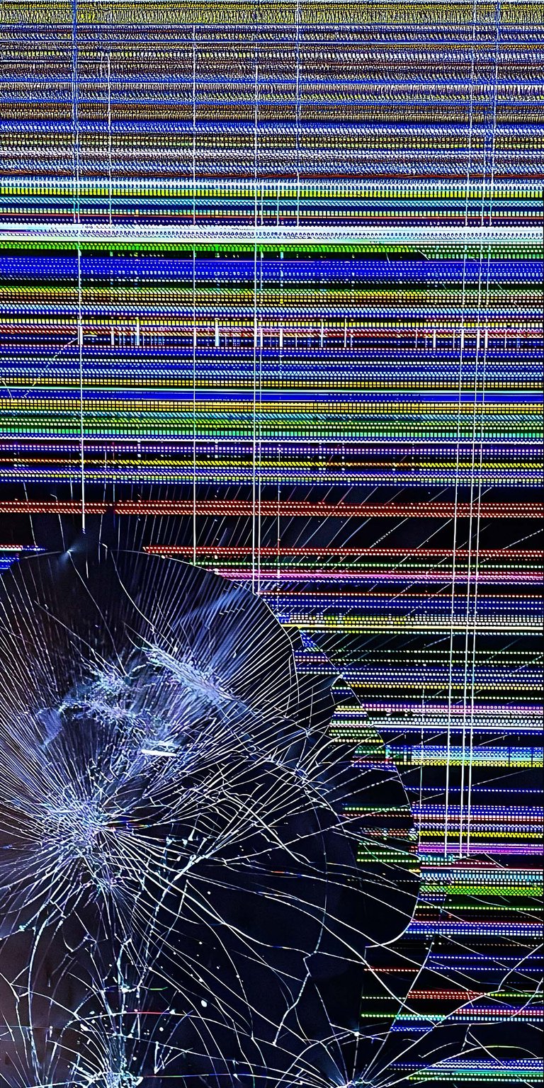 Broken screen wallpaper iPhone