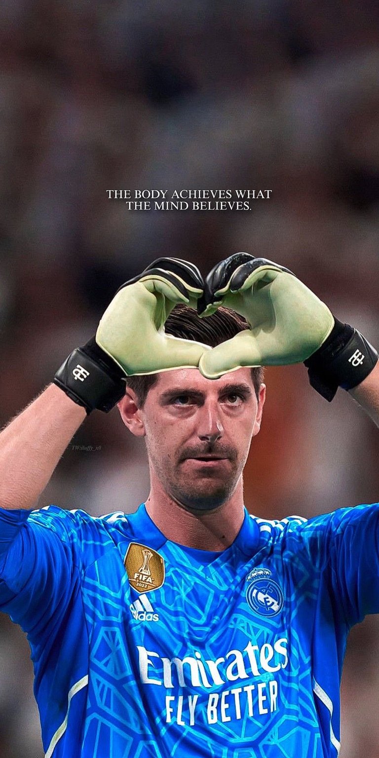 Thibaut Courtois heart sign wallpaper for mobile 4K