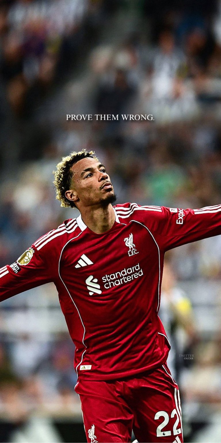 Hugo Ekitike in the game wallpaper for iPhone 4K