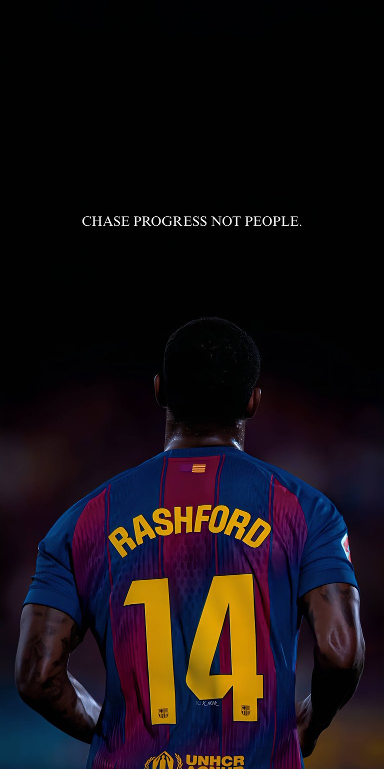 Marcus Rashford back shot wallpaper for mobile 4K