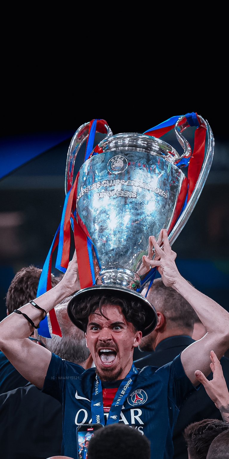 Vitinha wallpaper for iPhone 4k