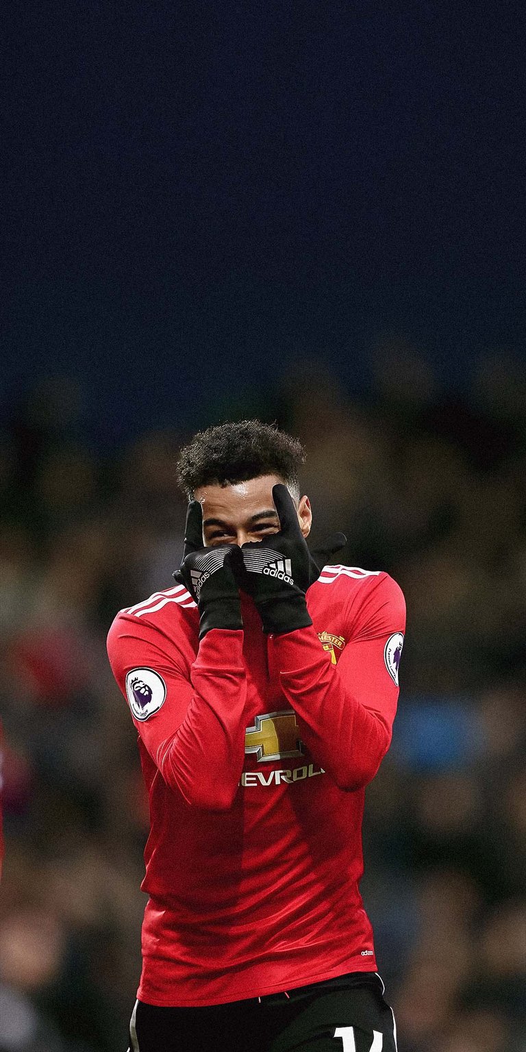 Jesse Lingard covering his face in the game wallpaper