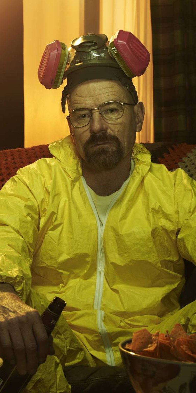 Walter White holding a bottle of alcohol drink wallpaper