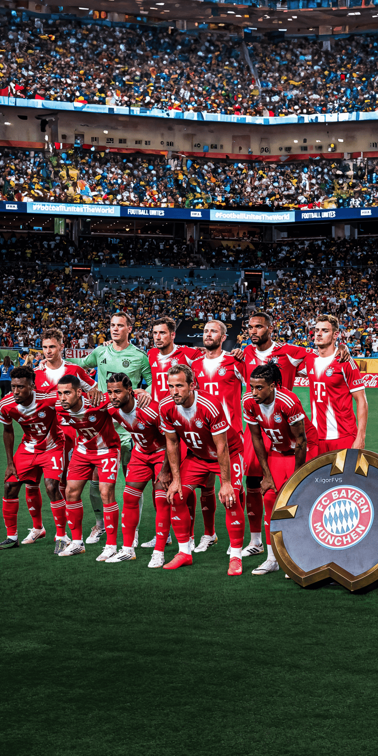 FC Bayern Munich team players wallpaper iPhone