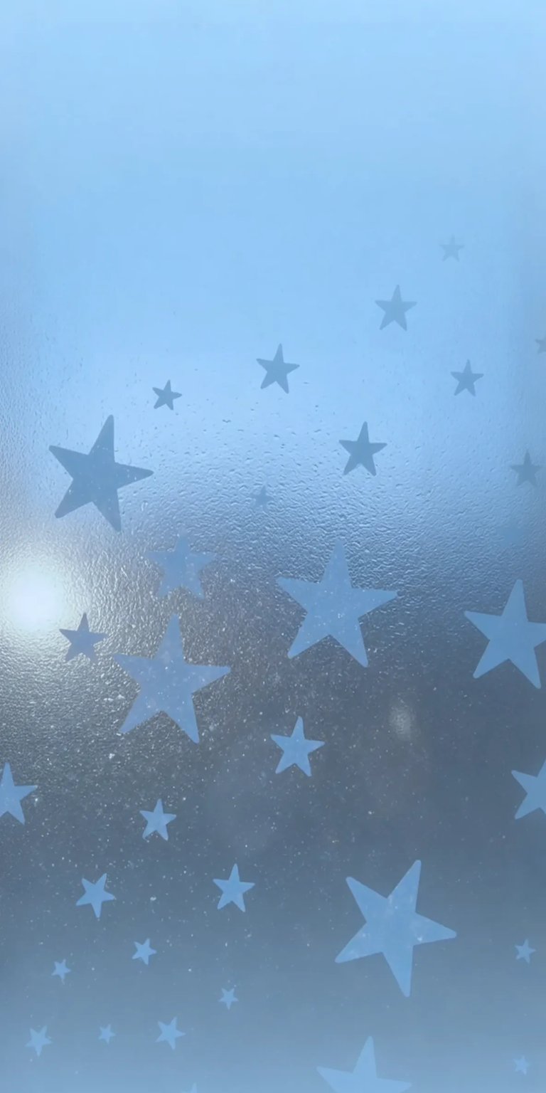 Stars on blue glass iOS wallpaper HD