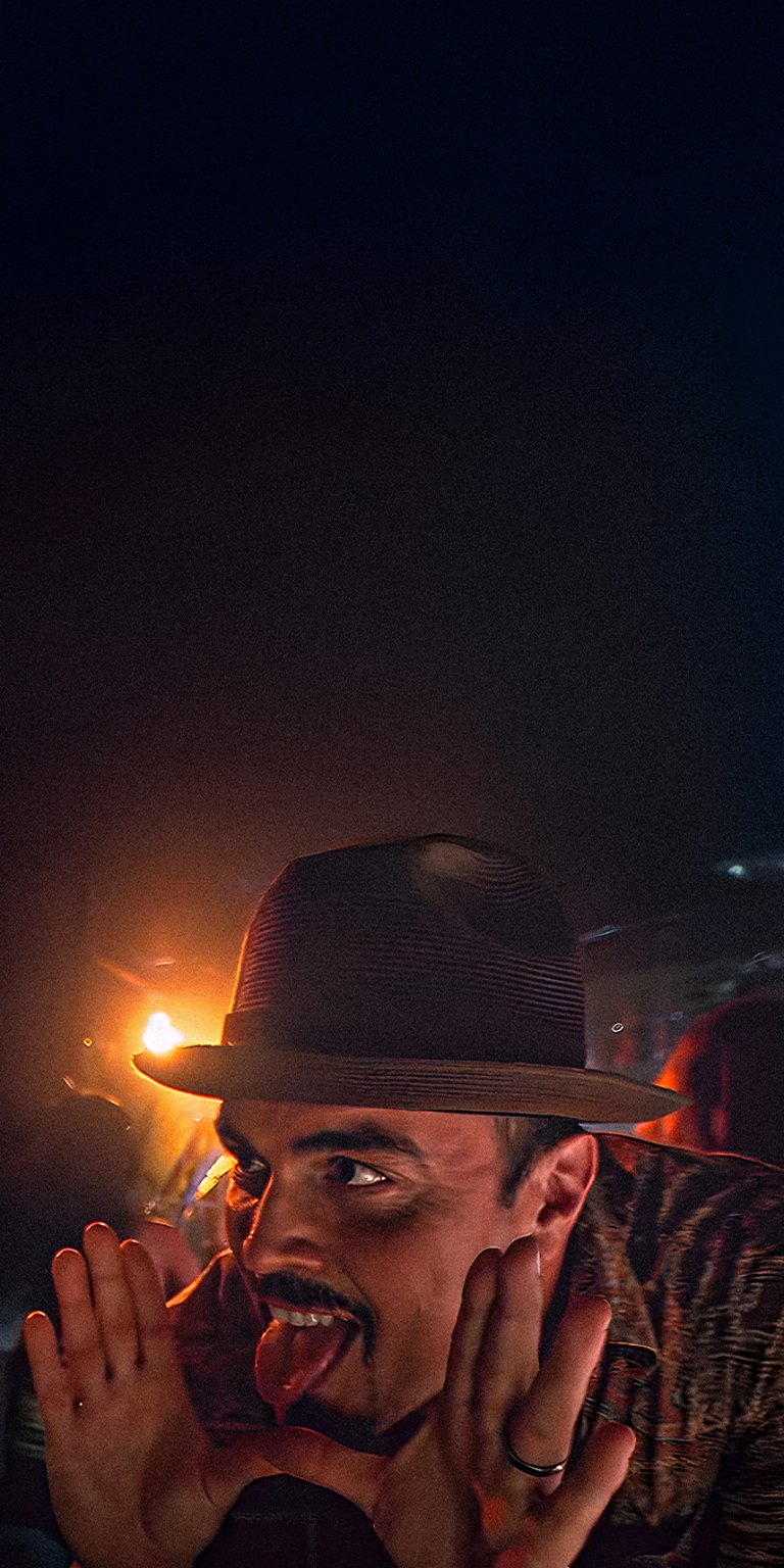 Angel Batista funny lockscreen wallpaper