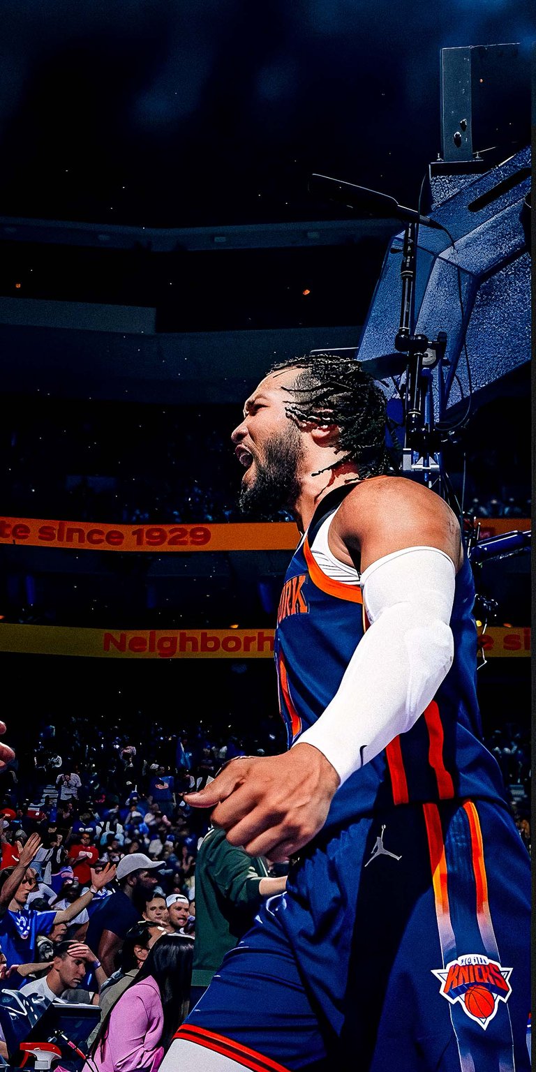 Jalen Brunson Basketball Player Wallpaper iPhone