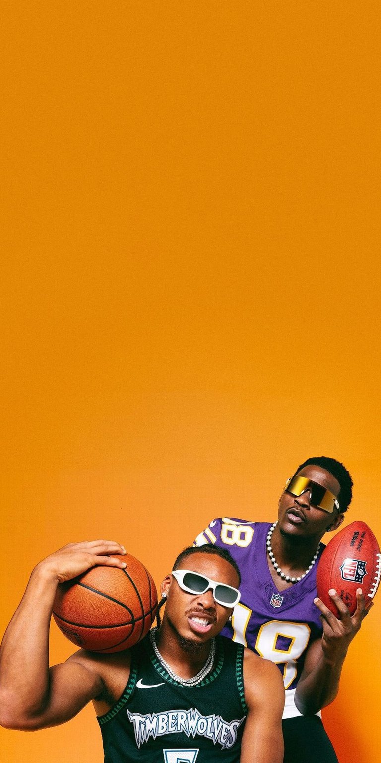 American football and basketball player iPhone wallpaper